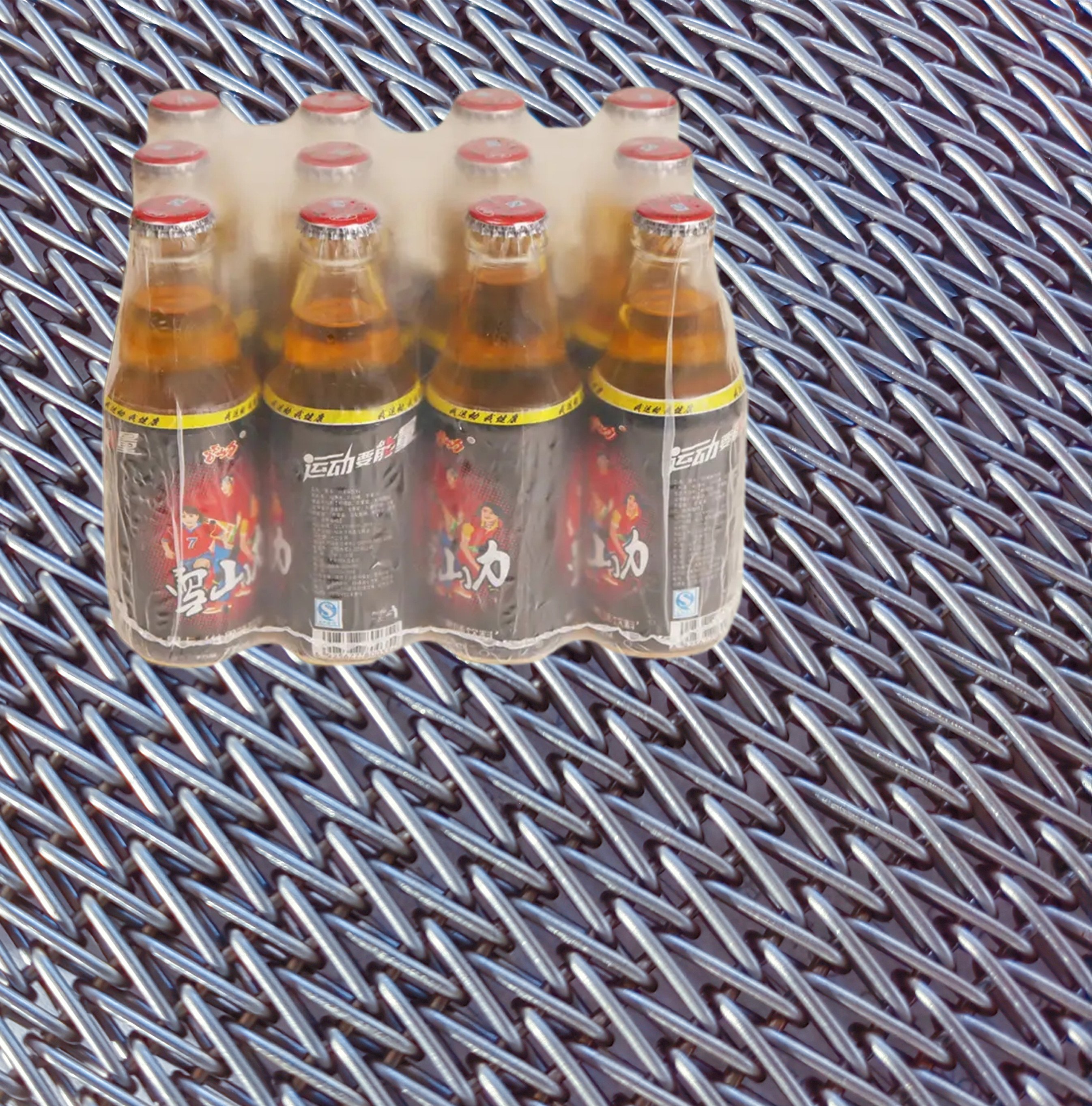 飲料輸送--選擇哪款不銹鋼網帶？